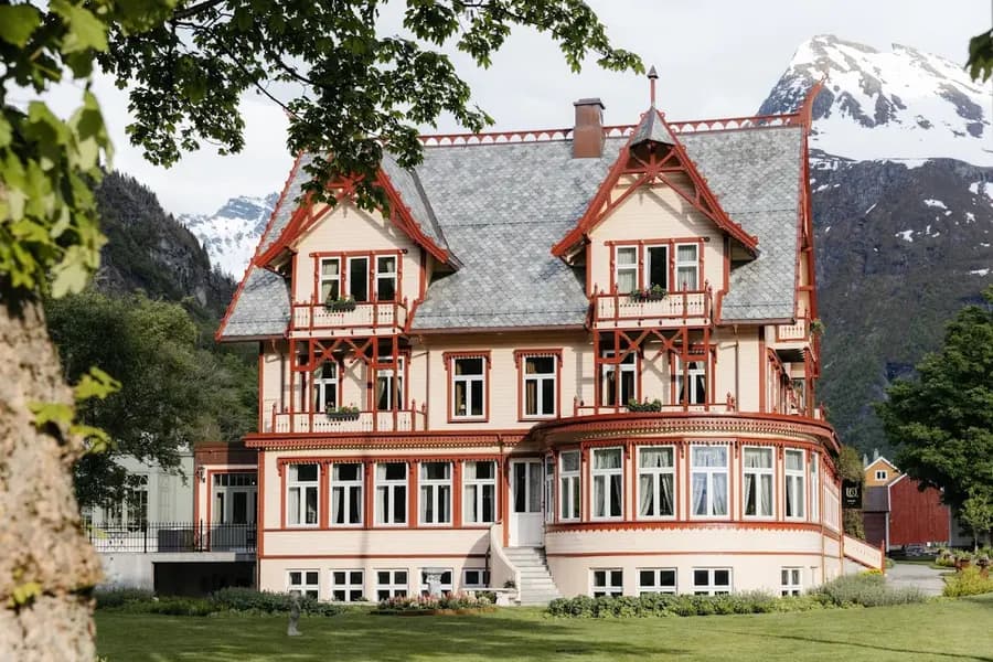 hotel-union-oye-norway — dining