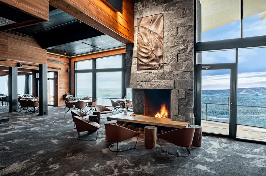 iso-syote-hotel-finland — pool