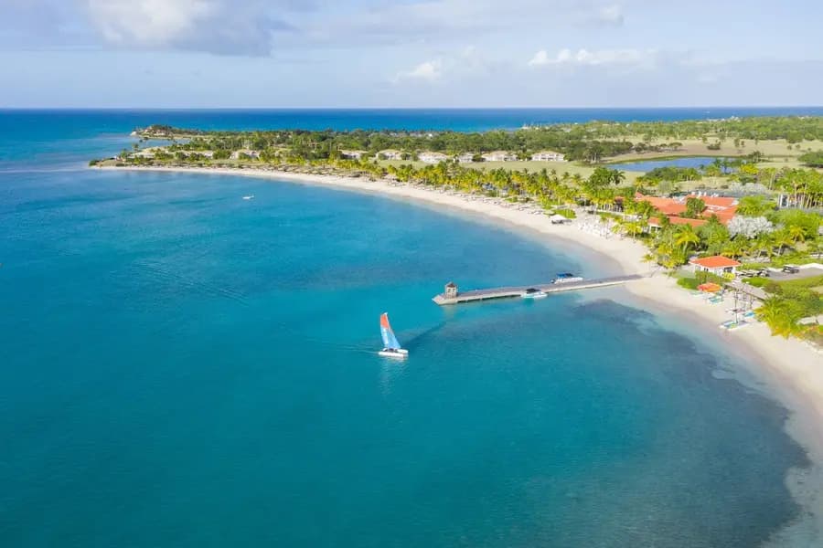 jumby-bay-island-oetker-antigua — pool