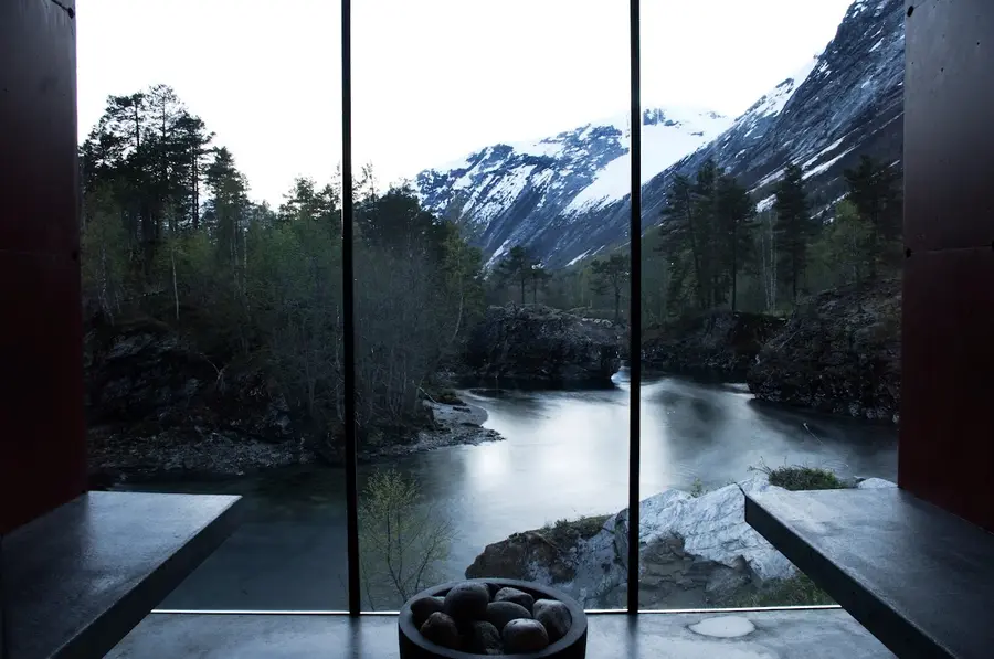 juvet-landscape-hotel-valldal-norway — room