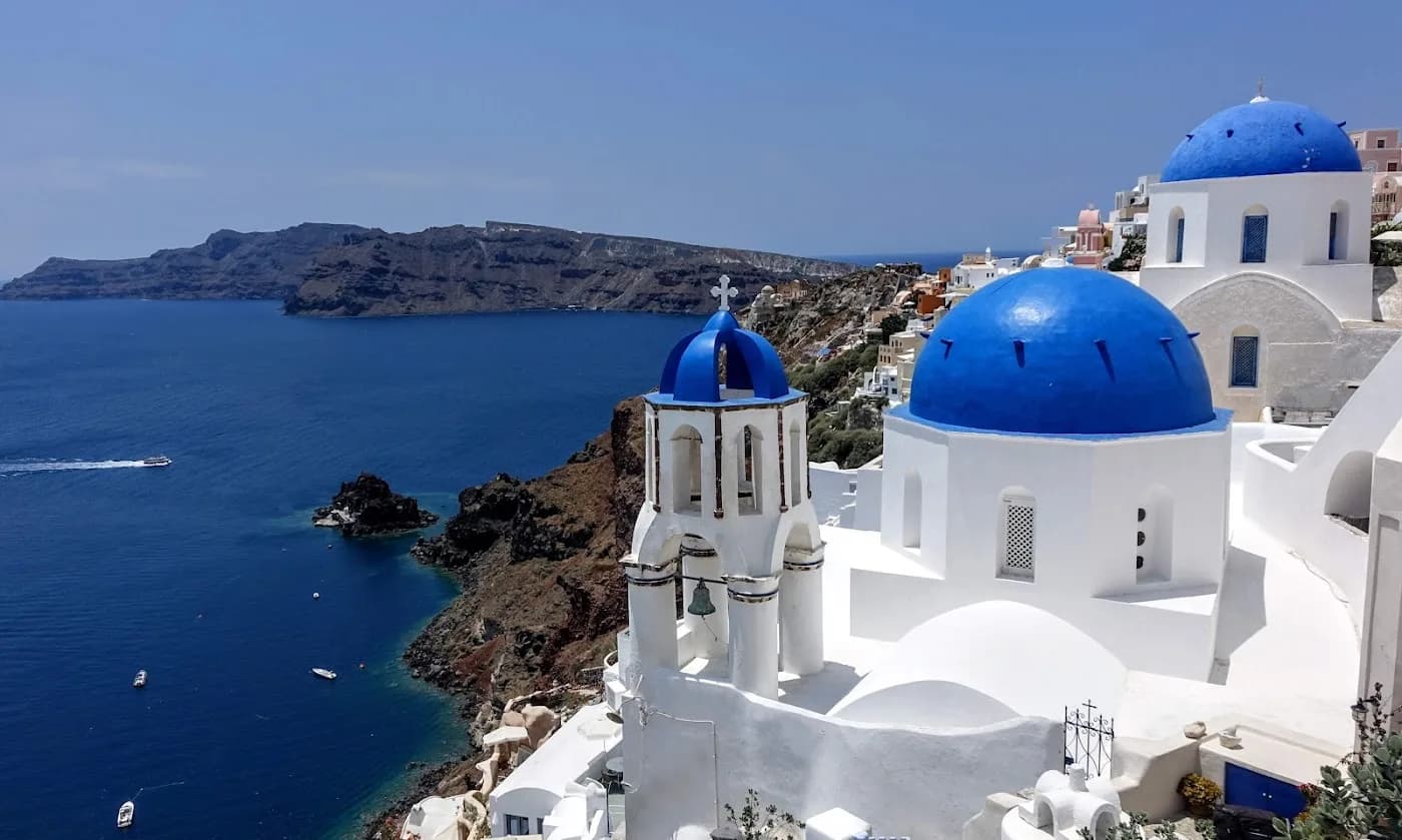 lava-caves-santorini β hero
