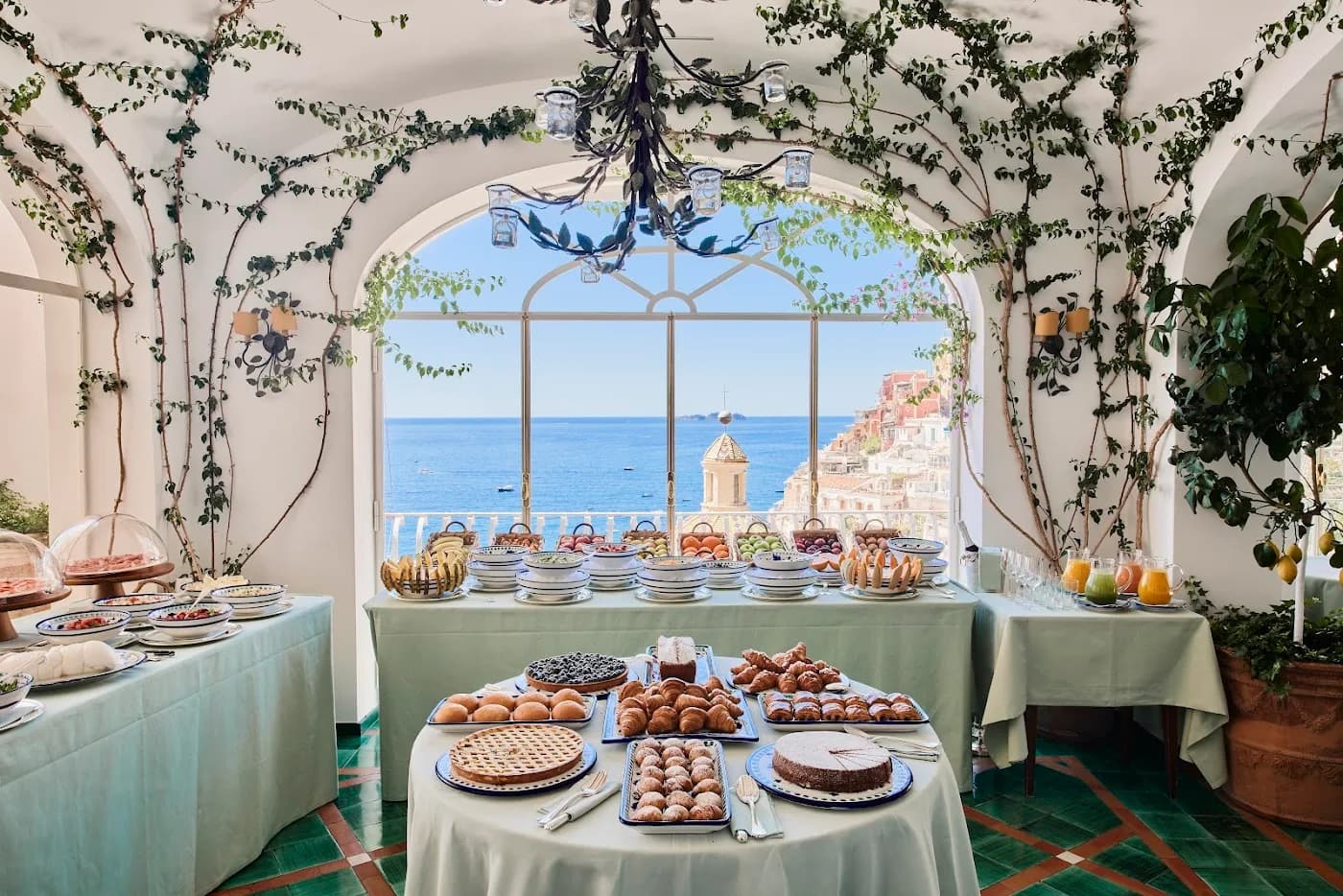 le-sirenuse-positano-italy β hero