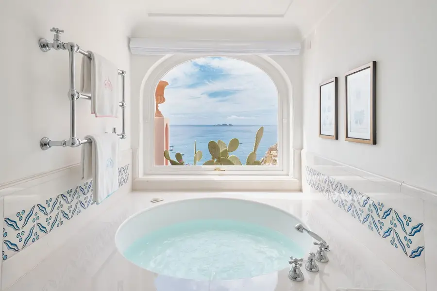 le-sirenuse-positano-italy — pool