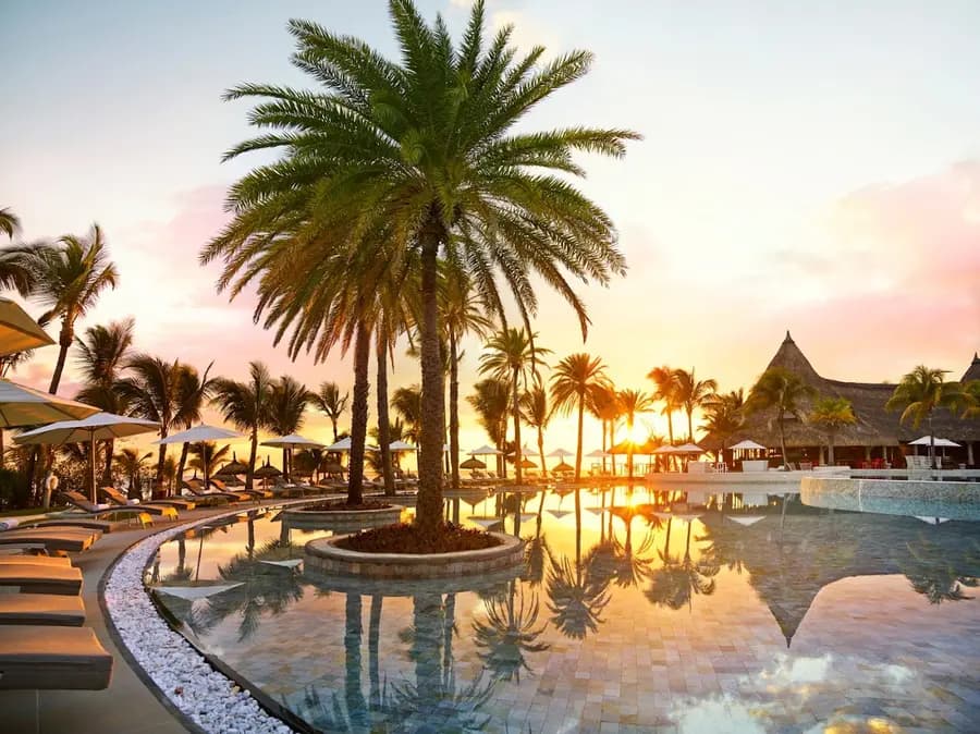 lux-belle-mare-mauritius — spa