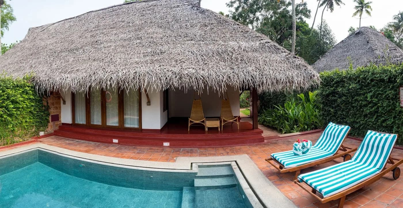 marari-beach-resort-kerala — hero