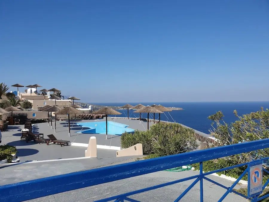 marizan-caves-and-villas-santorini — spa