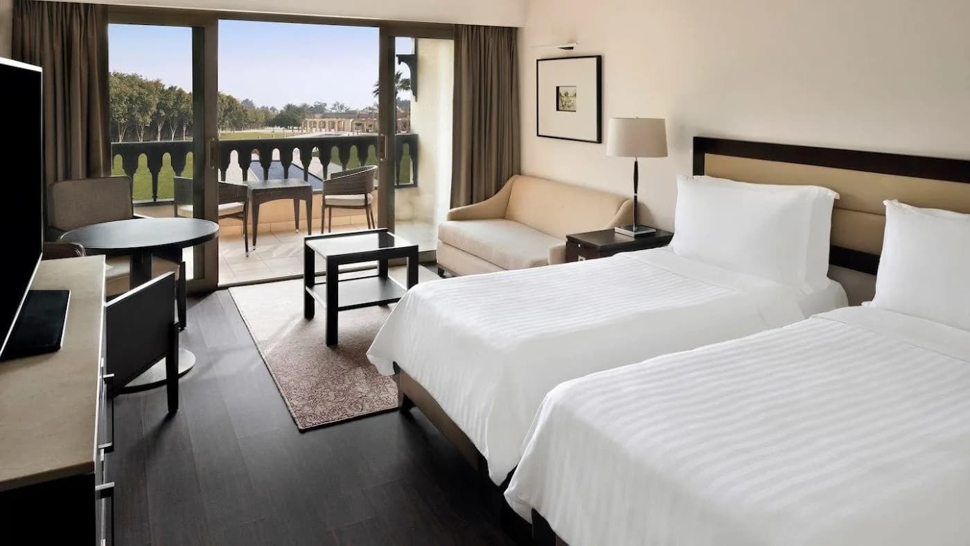 marriott-mena-house-cairo-egypt — hero