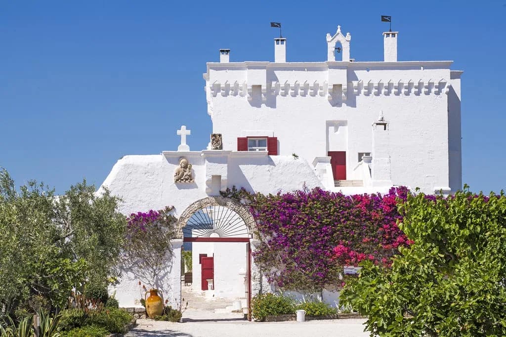 masseria-torre-coccaro-puglia-italy β hero