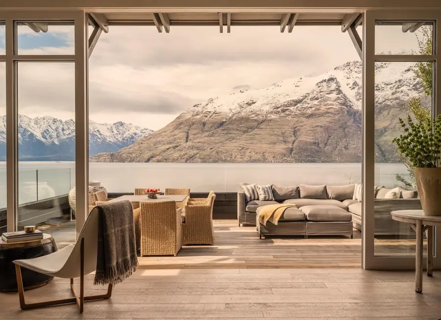 matakauri-lodge-queenstown-new-zealand — room