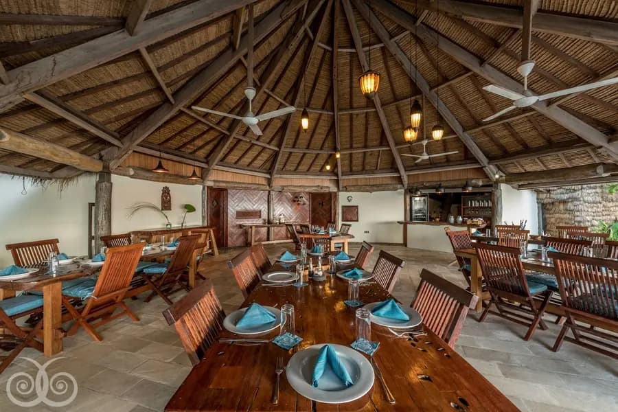 misool-resort-raja-ampat-indonesia — dining