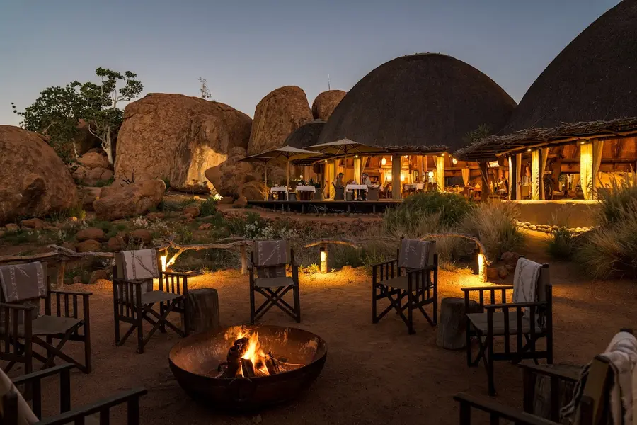 mowani-mountain-camp-damaraland-namibia — dining