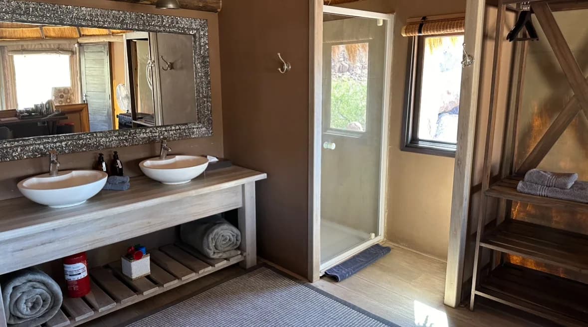 mowani-mountain-camp-damaraland-namibia — hero