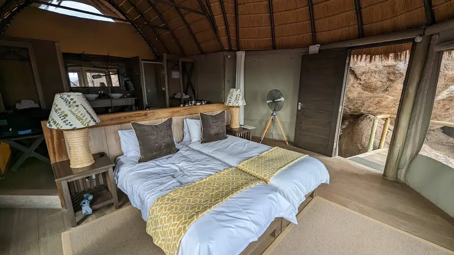 mowani-mountain-camp-damaraland-namibia — room