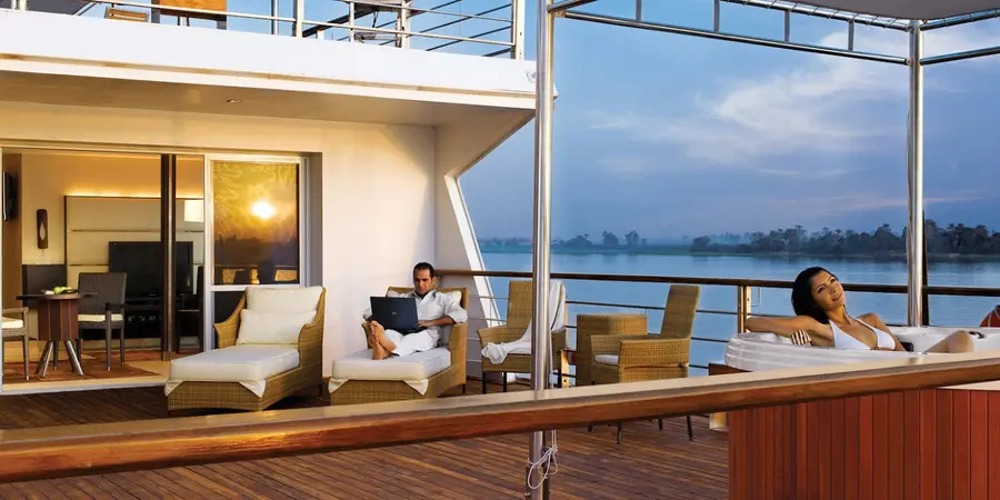oberoi-zahra-nile-cruiser-egypt — pool