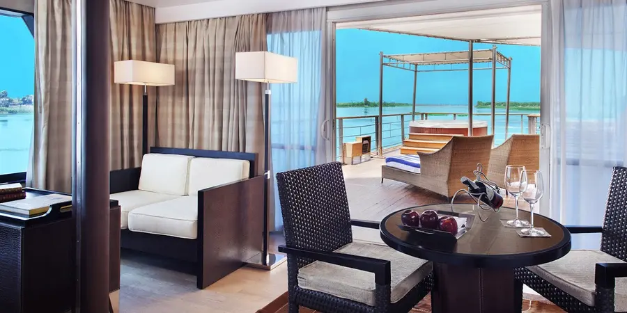 oberoi-zahra-nile-cruiser-egypt — room