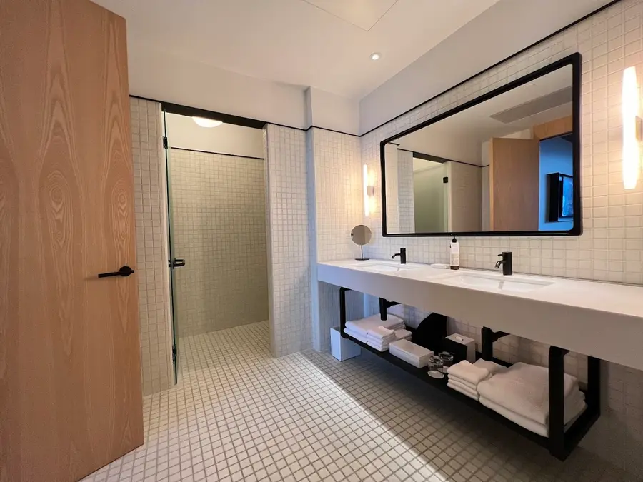 reykjavik-edition-iceland — pool