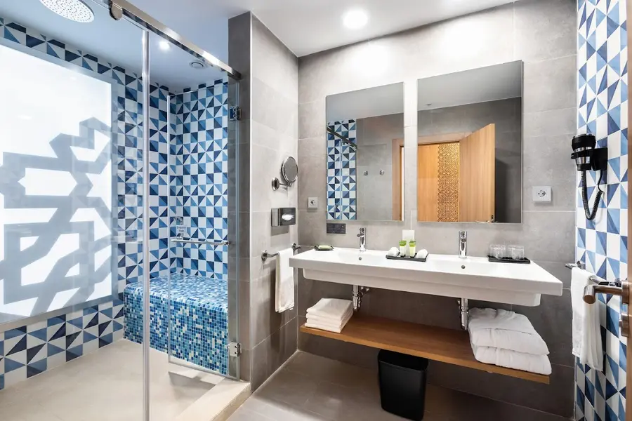 riu-palace-boavista-cape-verde — pool