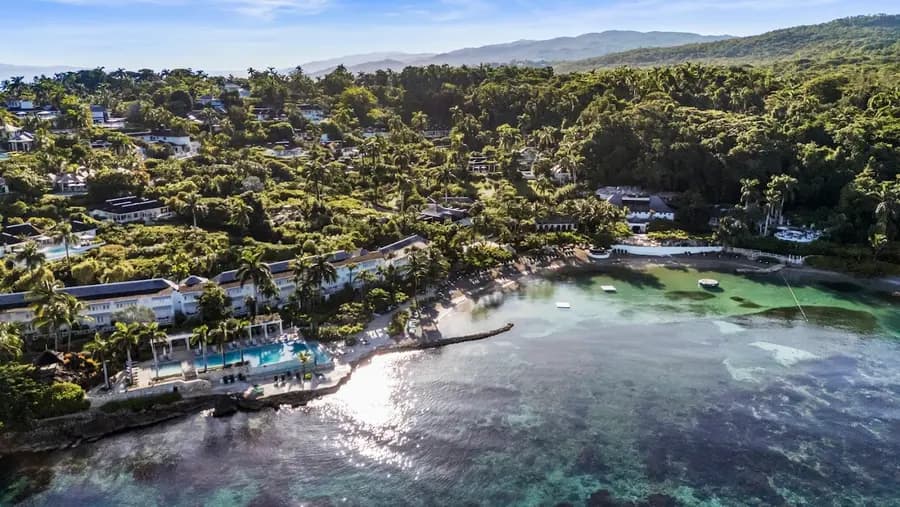 round-hill-hotel-villas-jamaica — pool