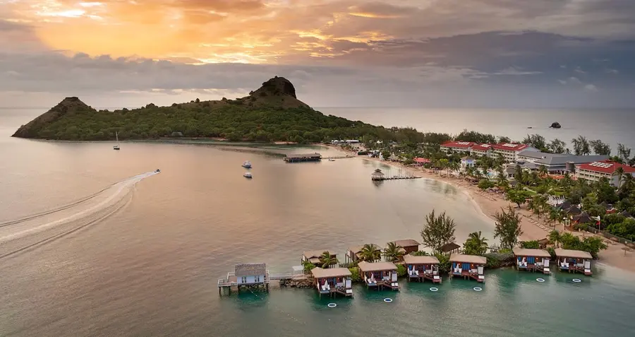 sandals-grande-st-lucian-st-lucia — pool