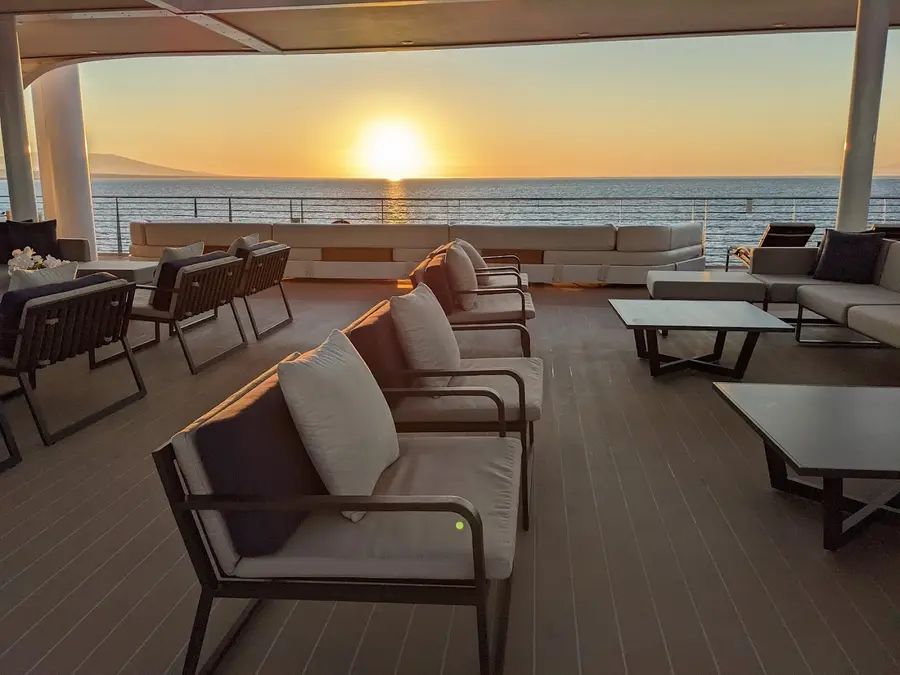 silversea-silver-origin-galapagos — room