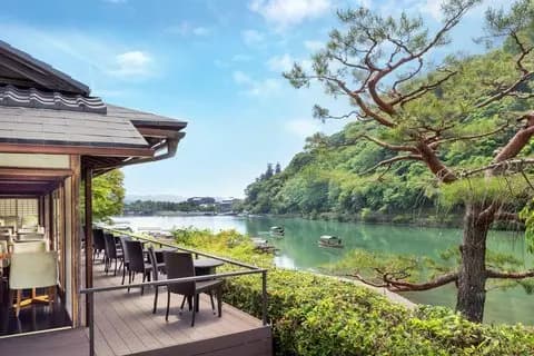 suiran-luxury-collection-kyoto-japan — room
