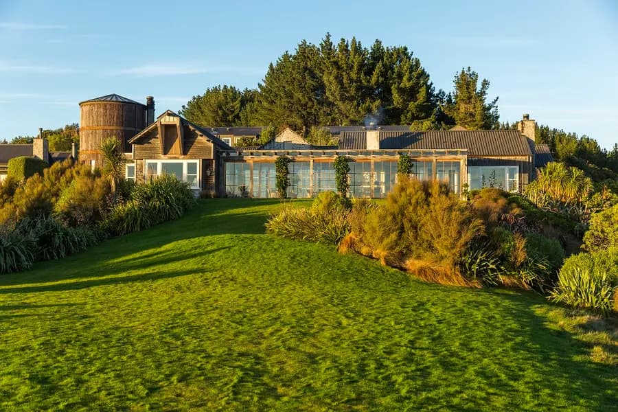 the-farm-at-cape-kidnappers-new-zealand — dining