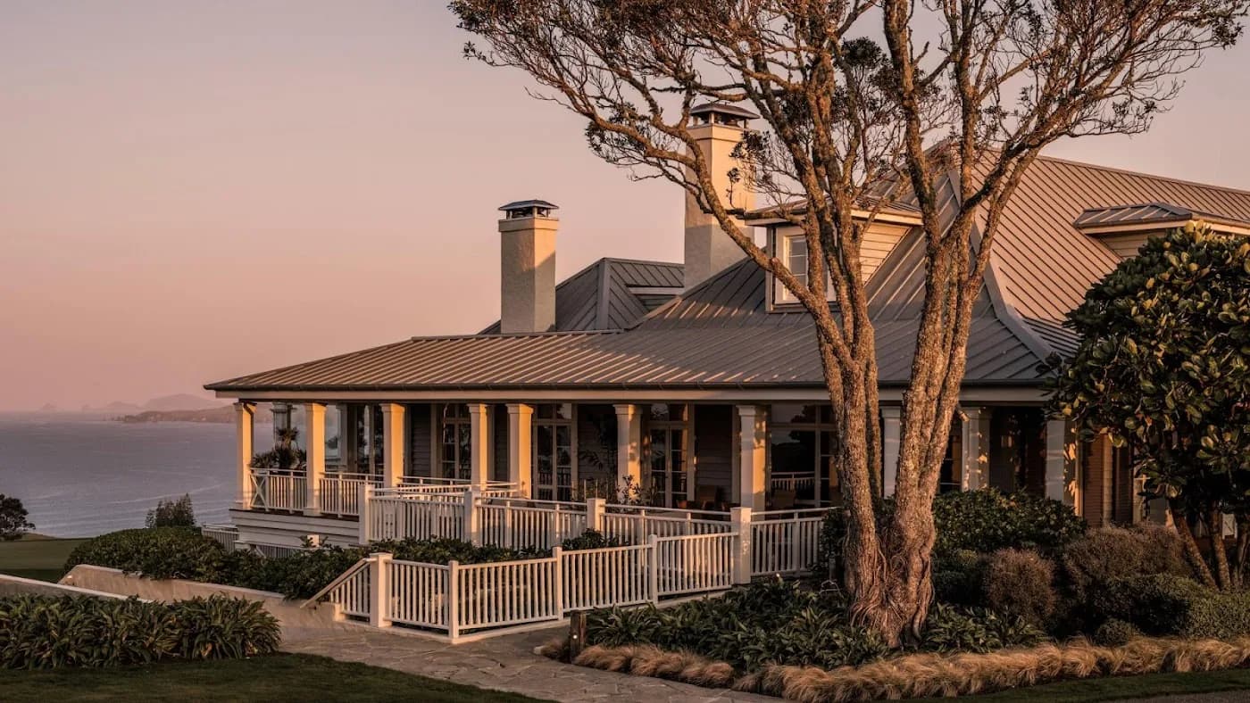 the-lodge-at-kauri-cliffs-new-zealand — hero