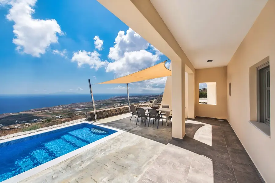 theano-cave-suites-villas-santorini — pool