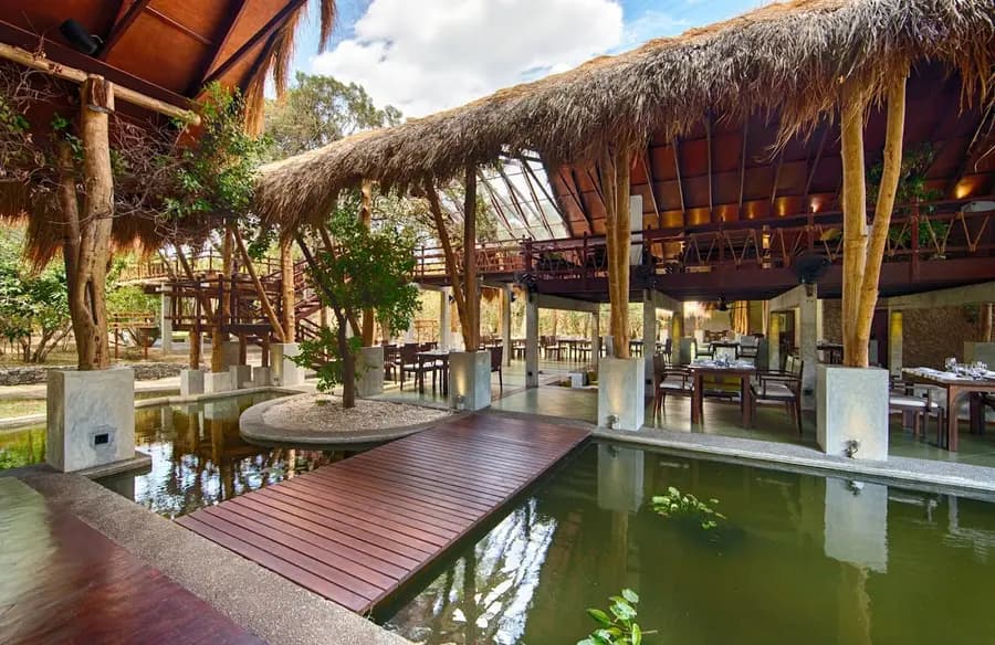 uga-jungle-beach-sri-lanka — pool